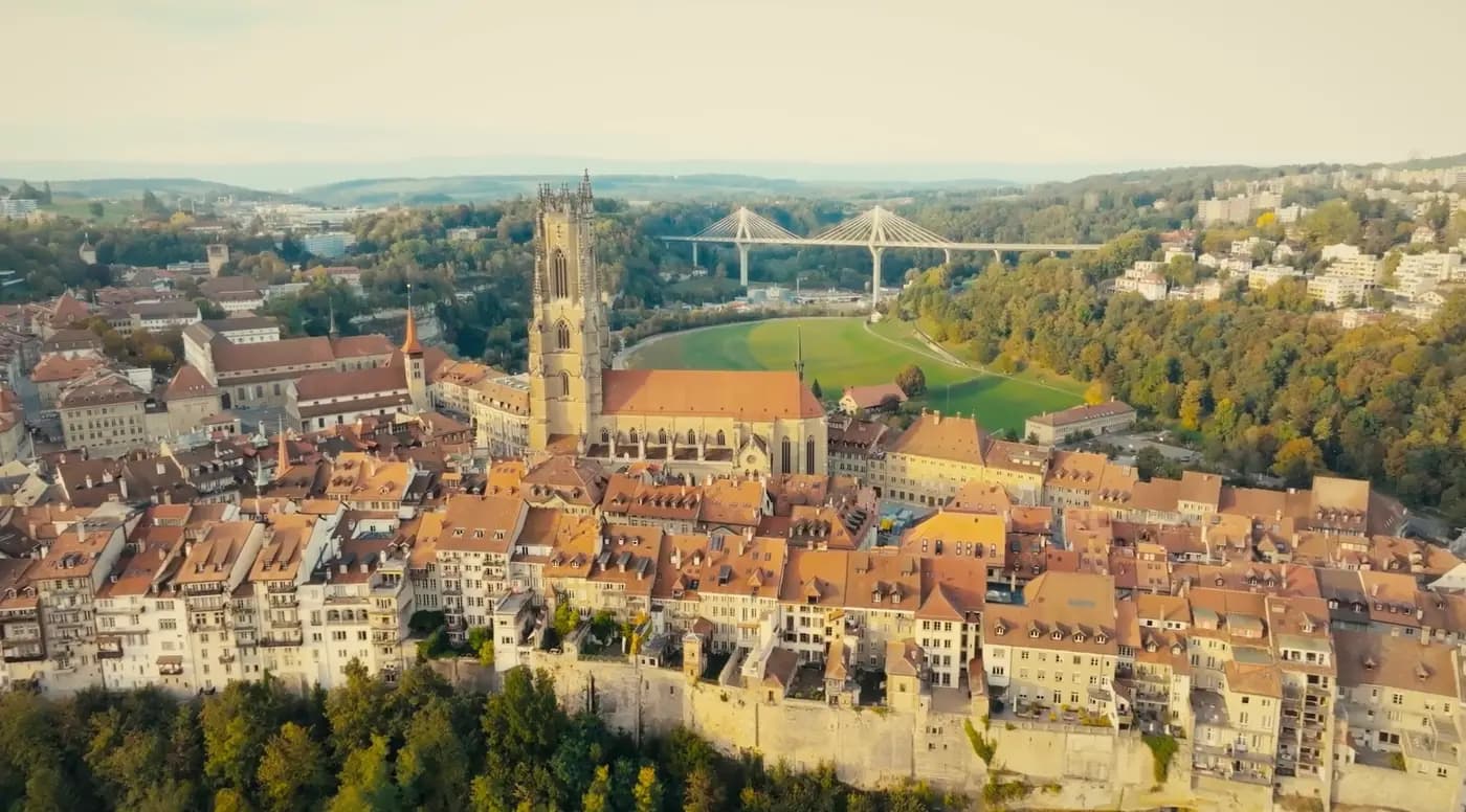 Vue aérienne de Fribourg
