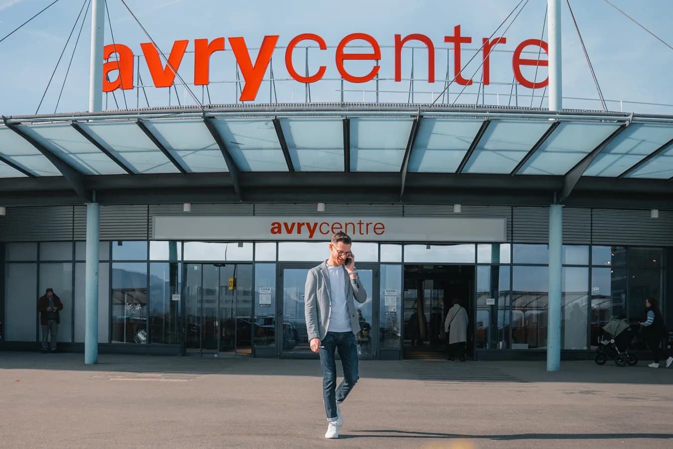 Avry Centre