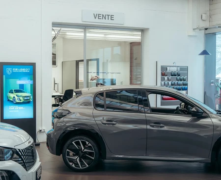 Mockup social media Instagram Moncor Automobiles